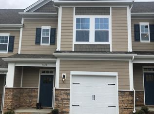 7112 Harris Bay Rd, Charlotte, NC 28269