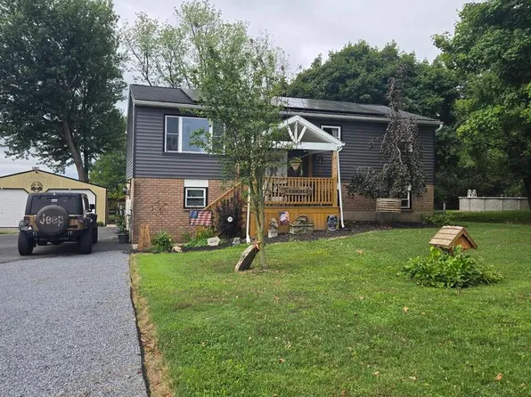 128 Deer Dr, Jonestown, PA 17038