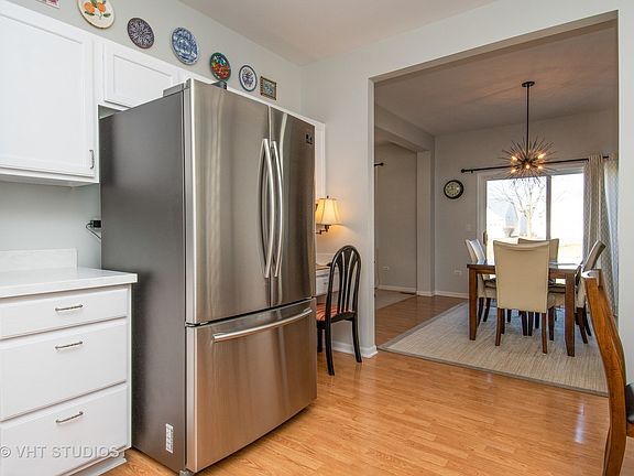 4th image of 21112 W Aspen Ln