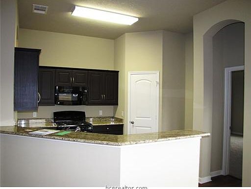 5th image of 15445 Baker