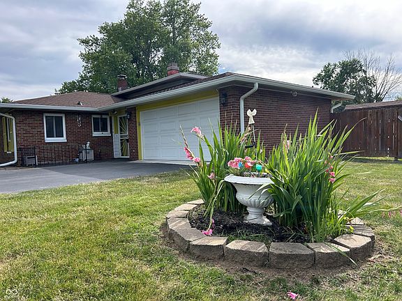 2nd image of 5226 Moonlight Dr