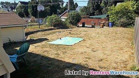3rd image of 4005 6th Ave