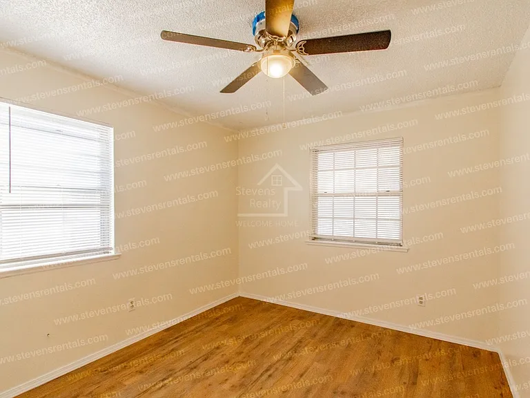 5311 NW Elm Ave — Photo 39
