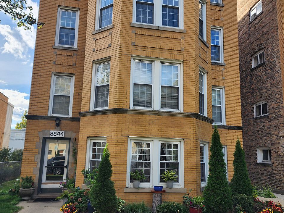 1st image of 8844 La Crosse Ave APT 2
