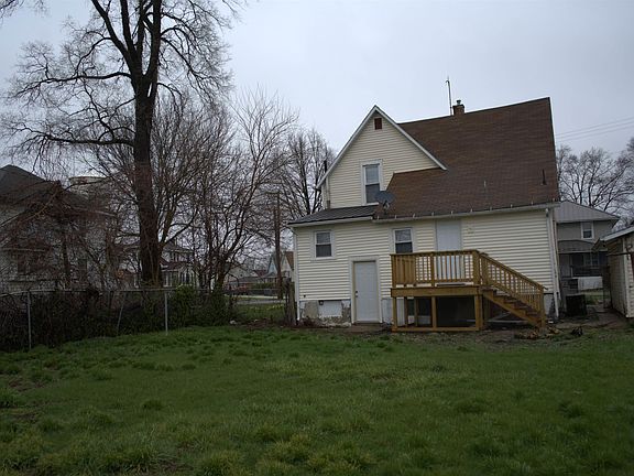 2nd image of 237 Park Ave