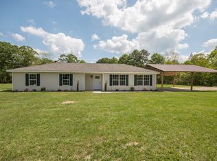 17 Pecan Grove Rd, Picayune, MS 39466