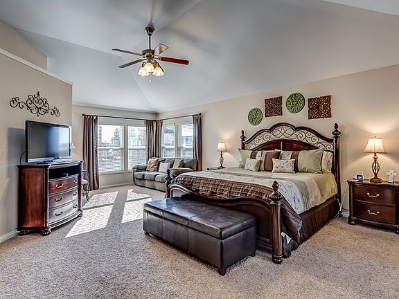 5th image of 10032 Whittlesey Drive