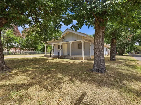 1415 Stanwood Ave, Cleburne, TX 76033