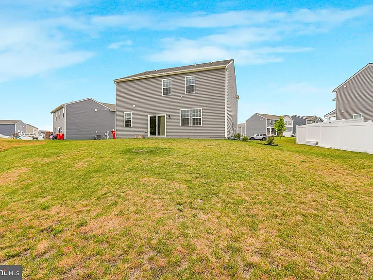 115 Bell Tower Ln — Photo 46