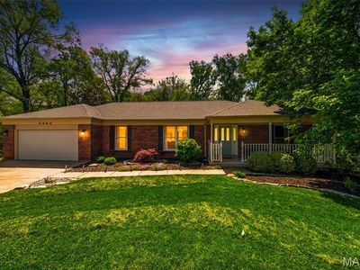 5460 Casa Royale Dr, Saint Louis, MO, 63129