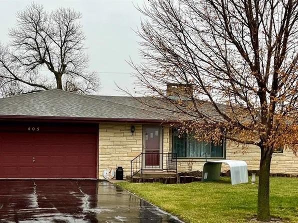 405 Wyoming St, Murdock, NE 68407