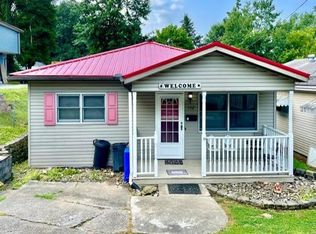 152 N Walnut St, Huntington, WV 25705