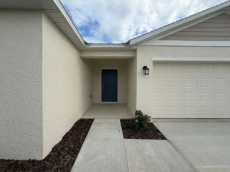 1116 Tyler Loop — Photo 2