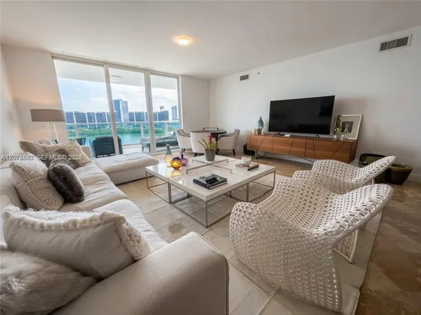 3301 NE 183rd St Unit 1105, Aventura, FL 33160