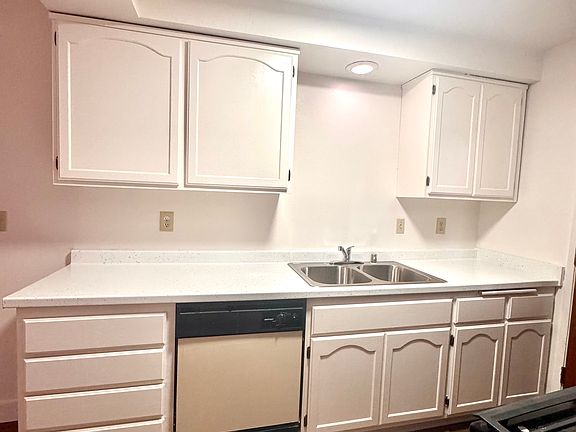 5th image of 12035 Guerin St APT 7