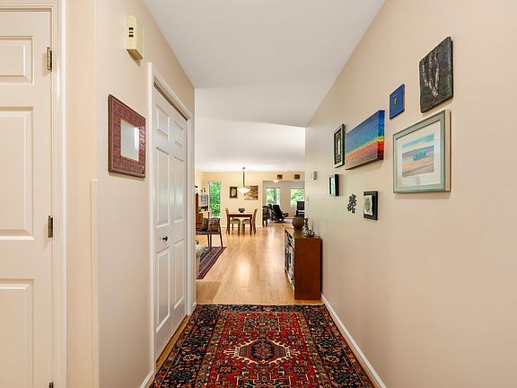 4th image of 1268 Timberbranch Ct
