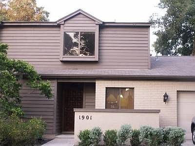 1st image of 1901 SE 37th Court Cir
