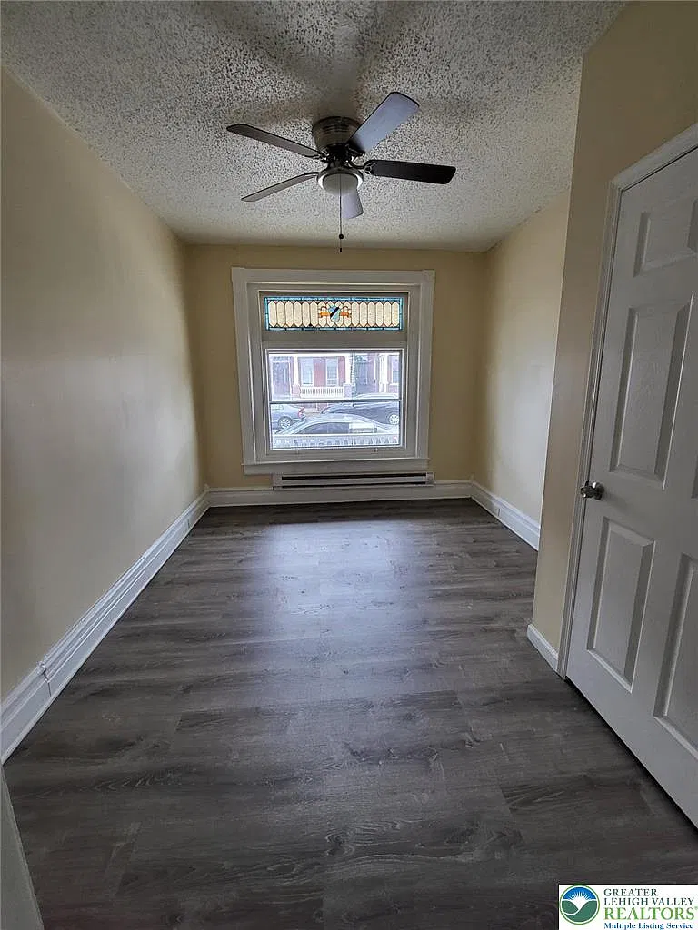 1 bed, 500 sqft, $1,150 — Photo 4