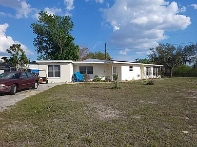 3206 Sparta Rd — exterior photo