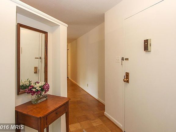 4th image of 4601 N Park Ave APT 110-K