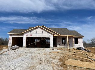 324 Christian Lee Ct, Winfield, MO 63389