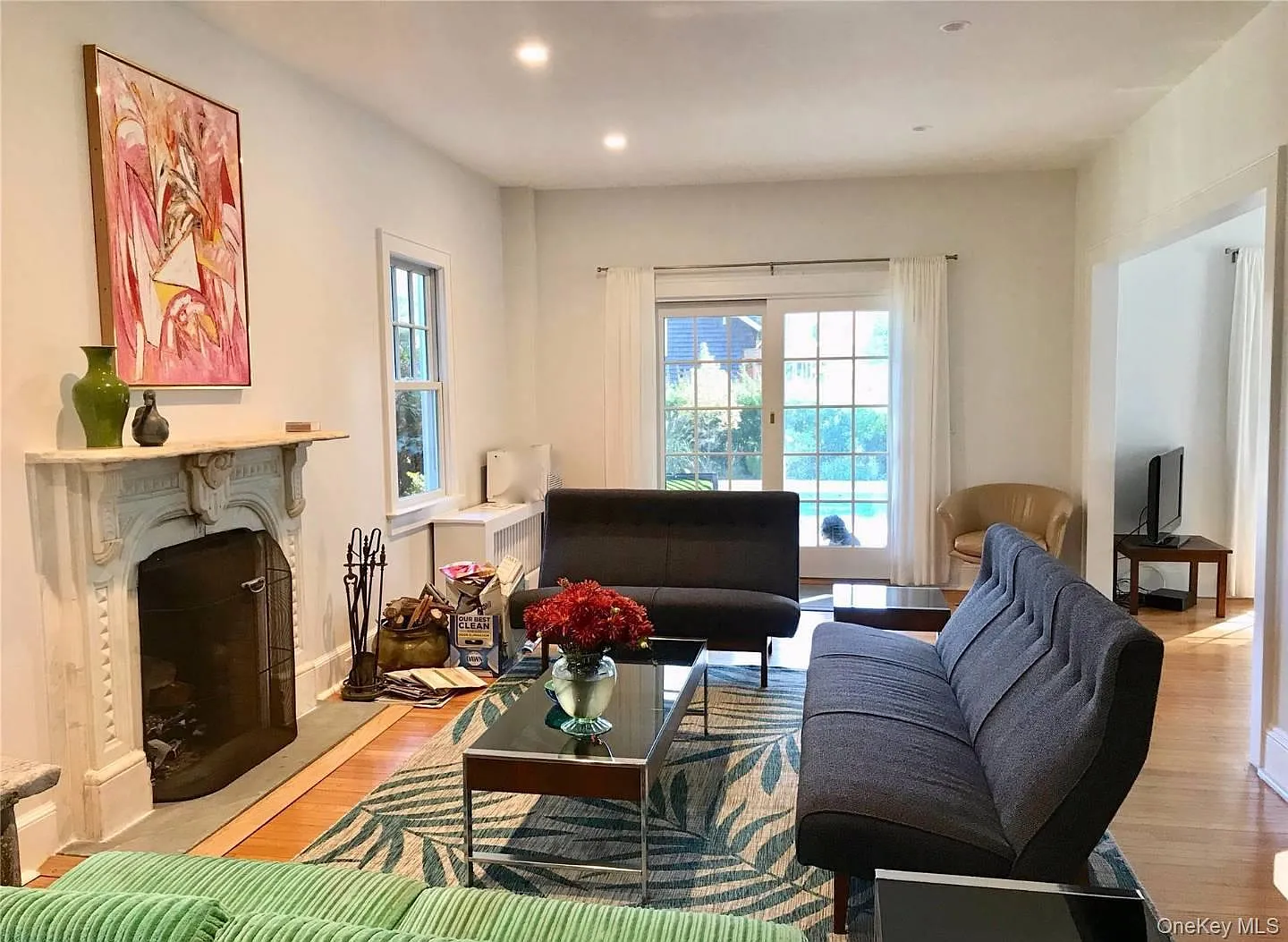 3 bed, 1.5 bath, 1900 sqft, $25,000 — Photo 4