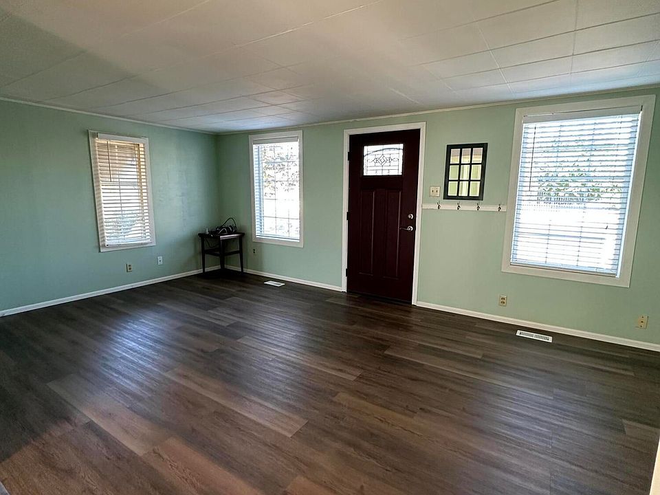 411 W Grandview Ave, Sunnyside, WA 98944 Zillow