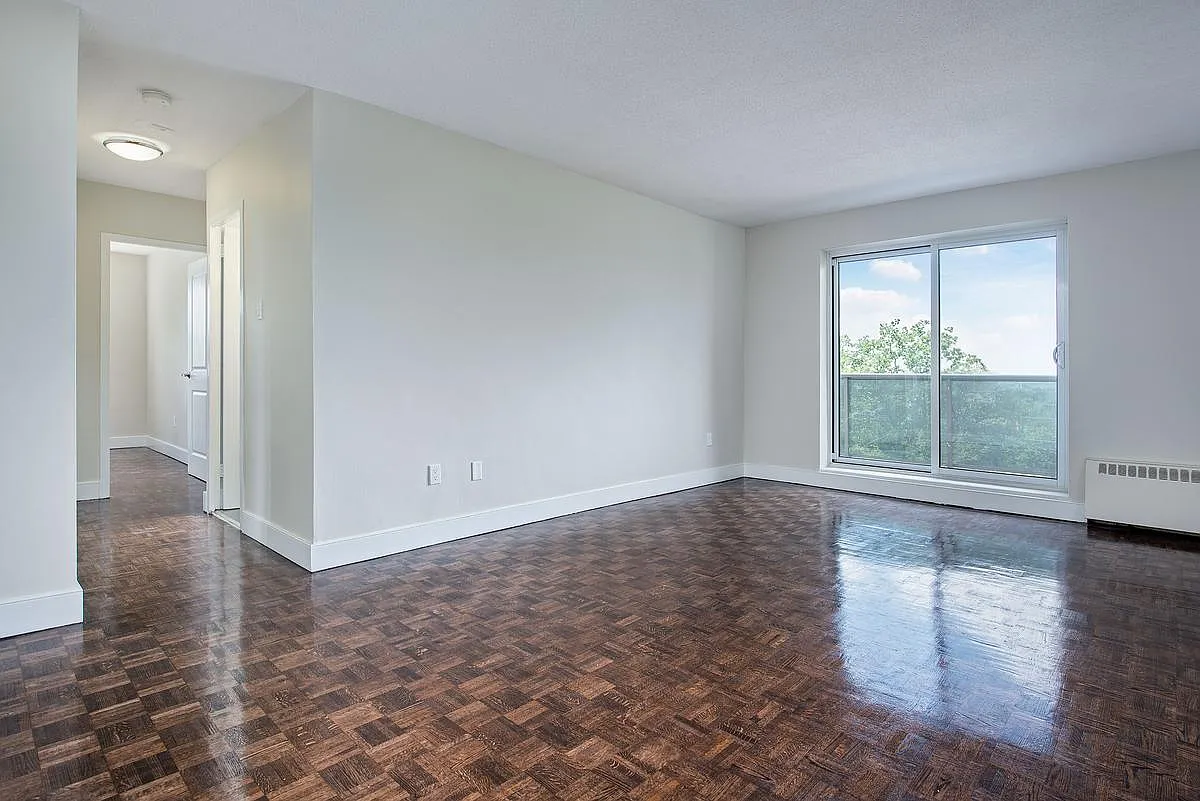 1315 Silver Spear Road — Photo 2