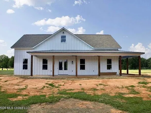 1372 Airport Rd, Magee, MS 39111