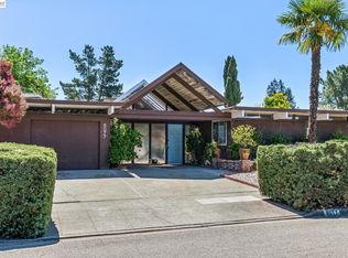 8077 Shay Dr, Oakland, CA