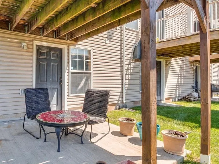 2230 SW Suncatcher Rd — Photo 26