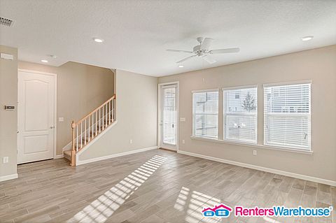 3rd image of 2700 Fawn Point Dr