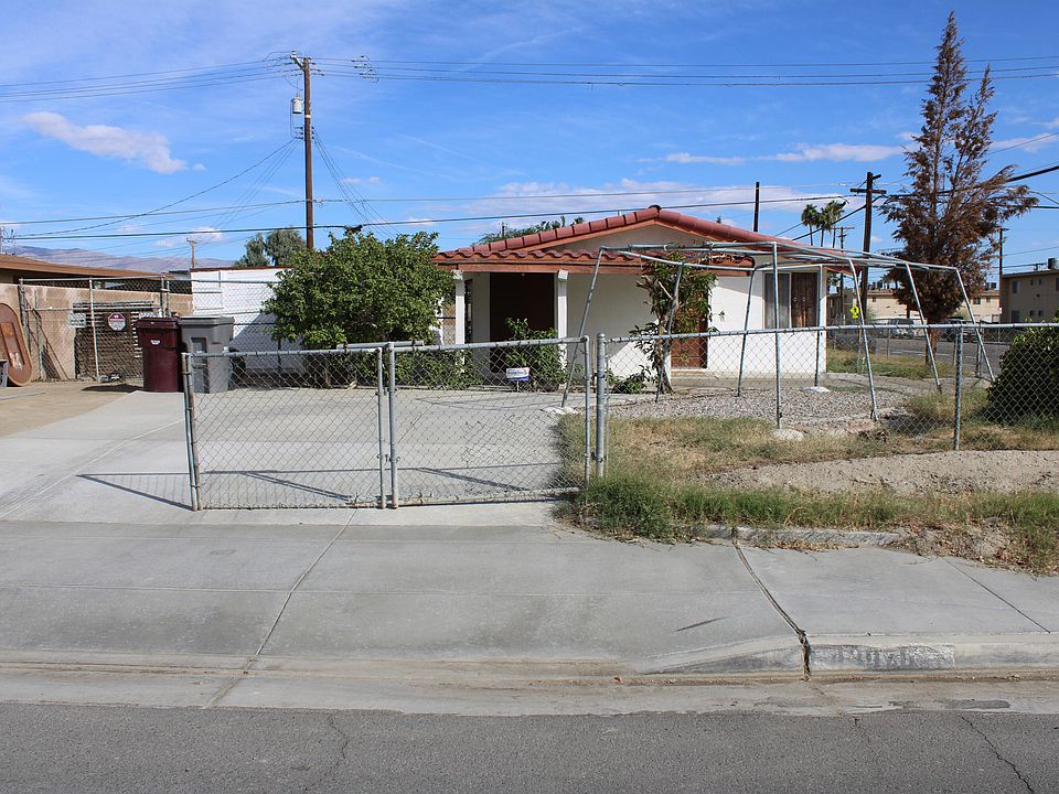 1st image of 43976 Sola St