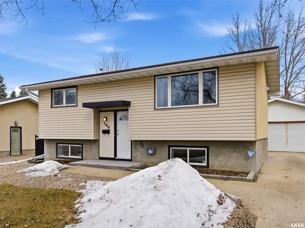 180 Tremaine AVENUE, Regina, SK S4R 6S6