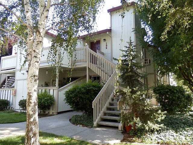 1st image of 195 Sunwood Meadows Pl