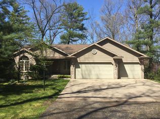 4131 Wildwood Dr, Allegan, MI 49010