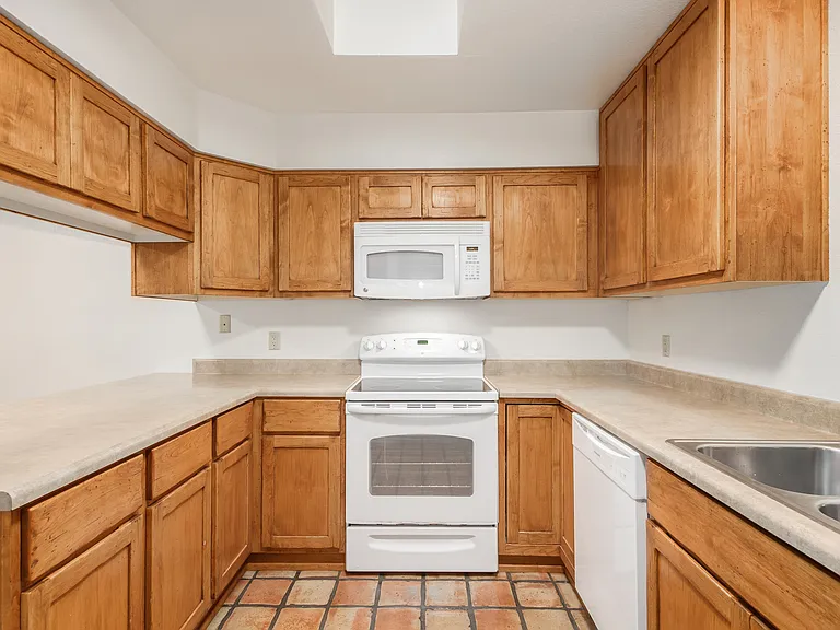 17226 E Salida Dr #2-W — Photo 18