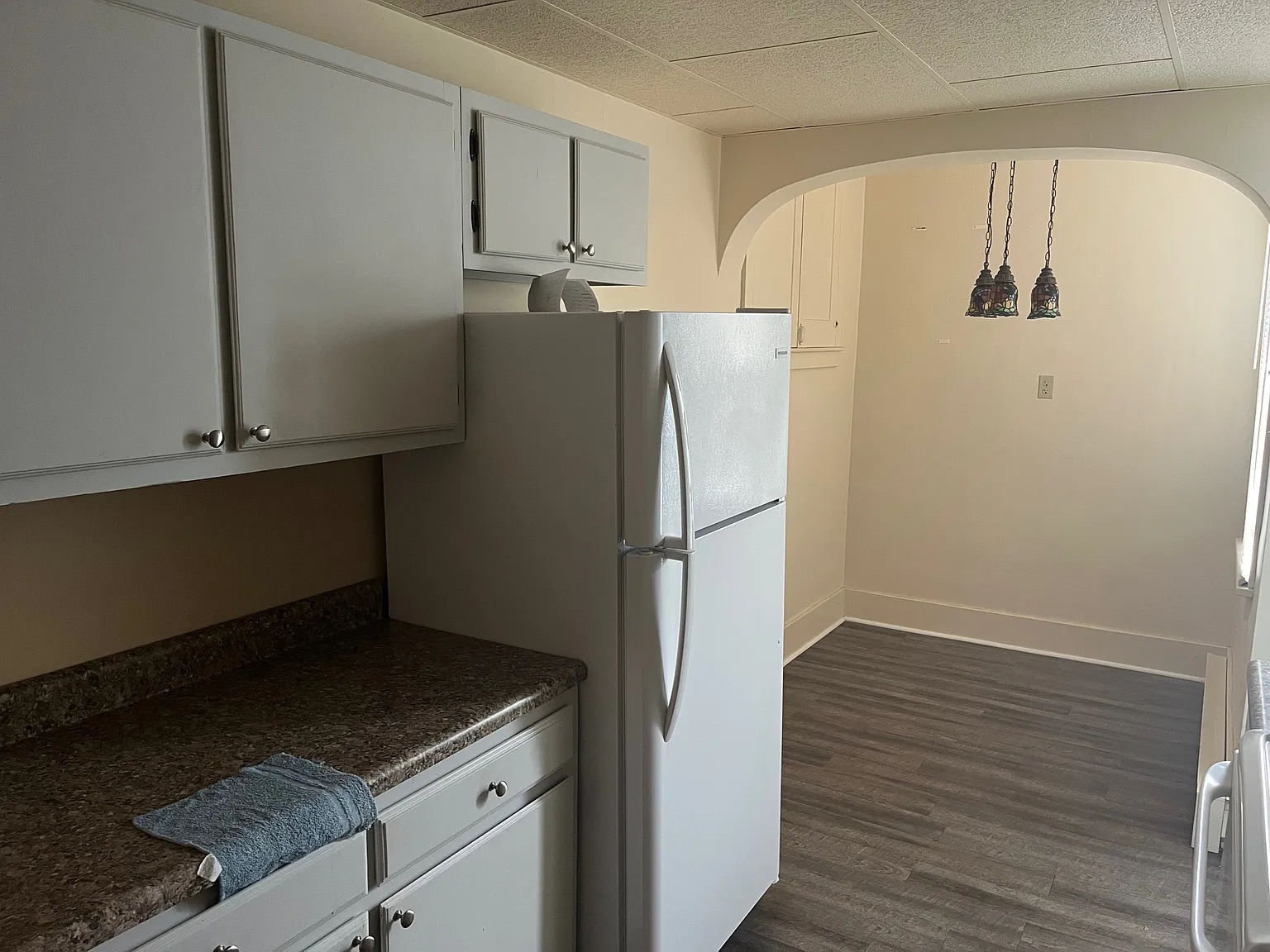 2 bed, $800 — Photo 2
