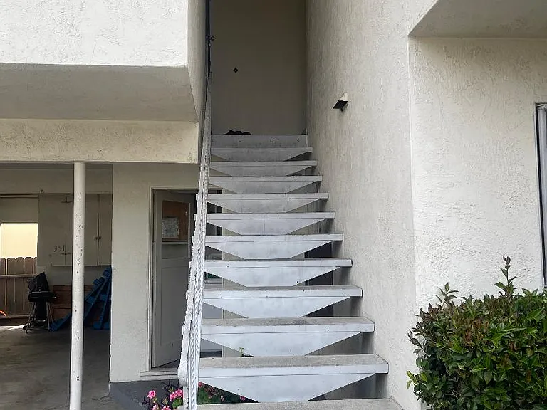 351 Chumalia St #D — Photo 5