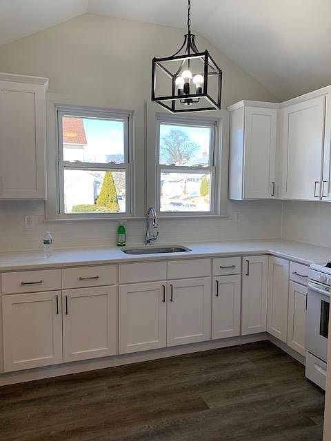 1st image of 423 Union Ave