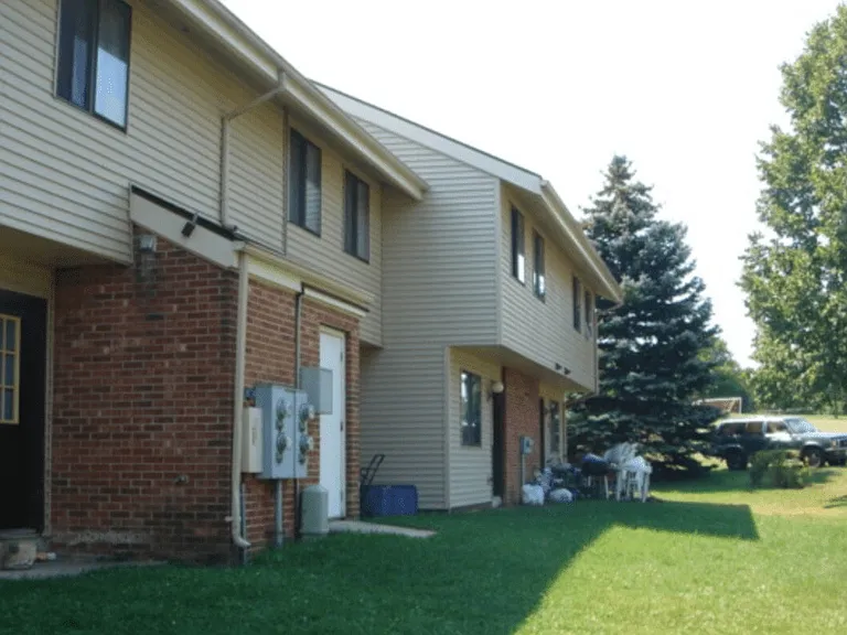 432 N Highland Ave #65 — Photo 2