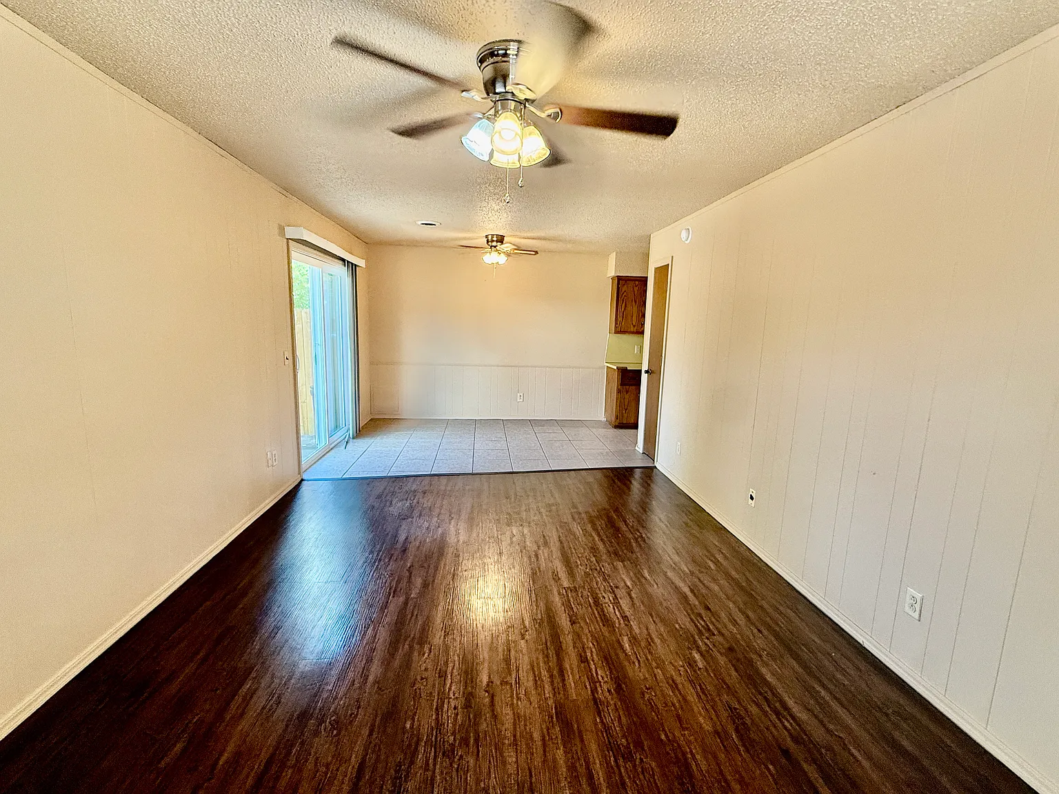 2 bed, 900 sqft, $1,100 — Photo 4
