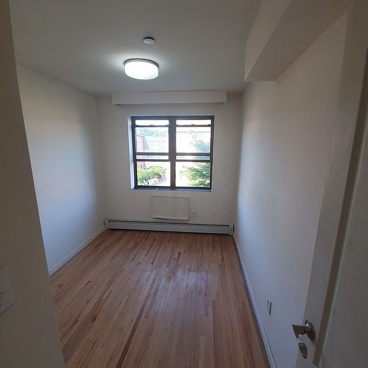 1st image of 5929 174th St #2