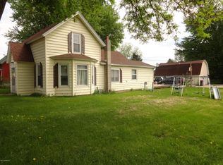 112 Dover St N, Dover, MN 55929