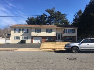 122 Newbury Rd, Howell, NJ 07731