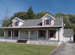 912 N Western Ave, Cheboygan, MI 49721