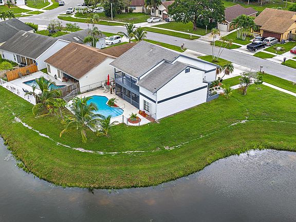 2nd image of 4631 Brook Drive