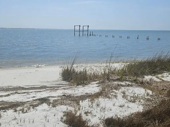 2298 Highway 98 E, Carrabelle, FL 32322