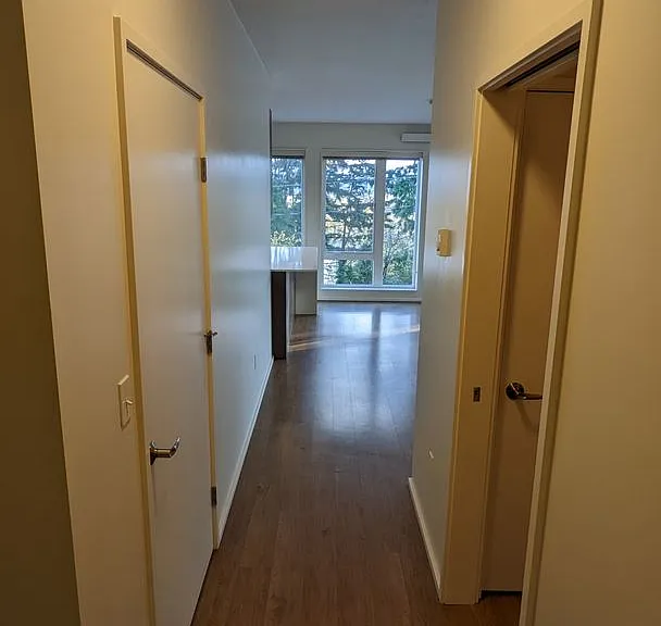 Viewpoint Terrace Apartments — Photo 12