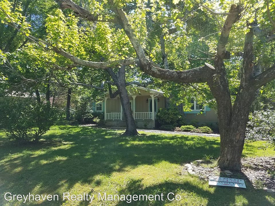 1st image of 3008 Edgewood Dr